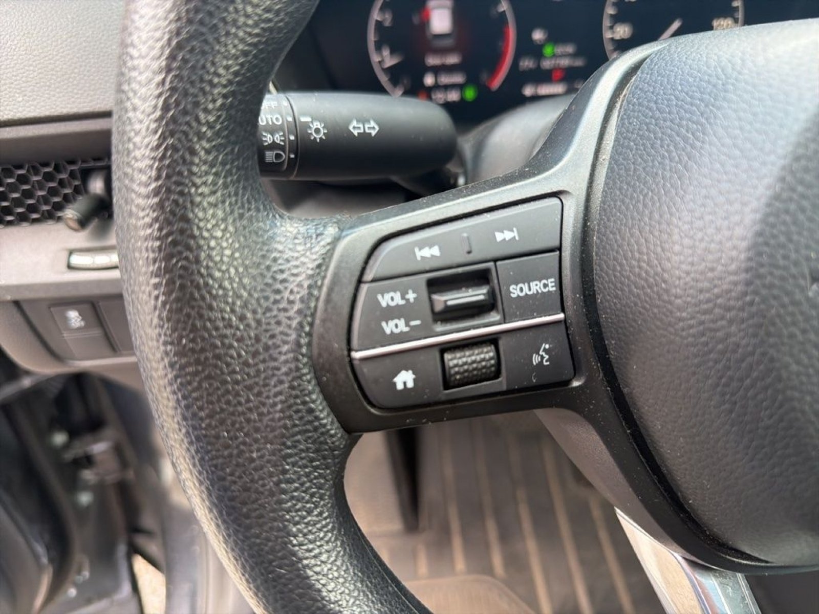 2024 Honda CR-V EX - Photo 12