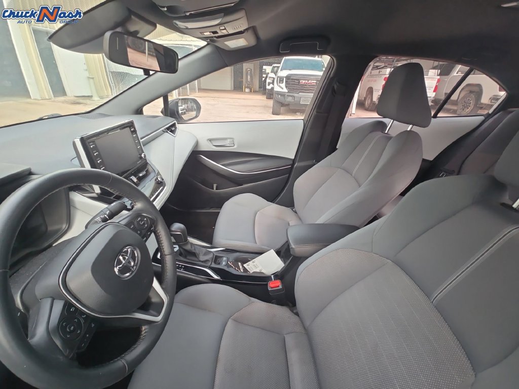 Used 2021 White Toyota SE Apex Edition image 9