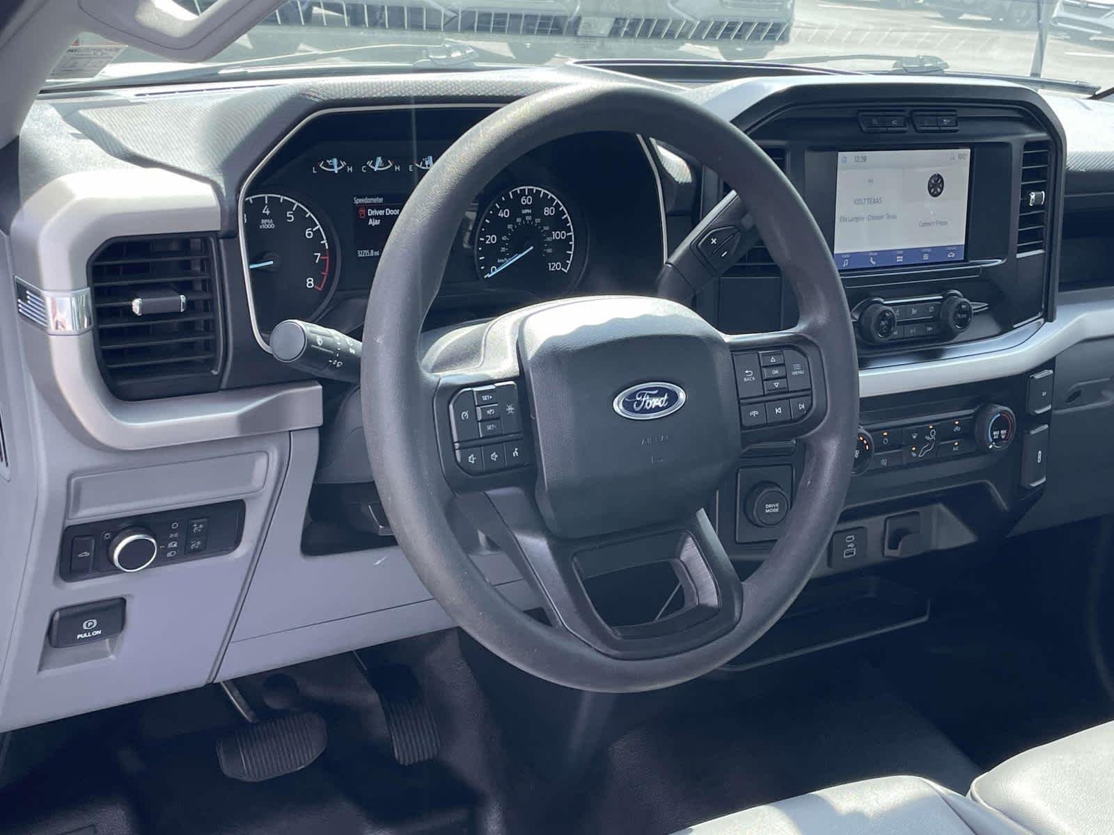 Used 2023 Oxford White Ford XL image 8