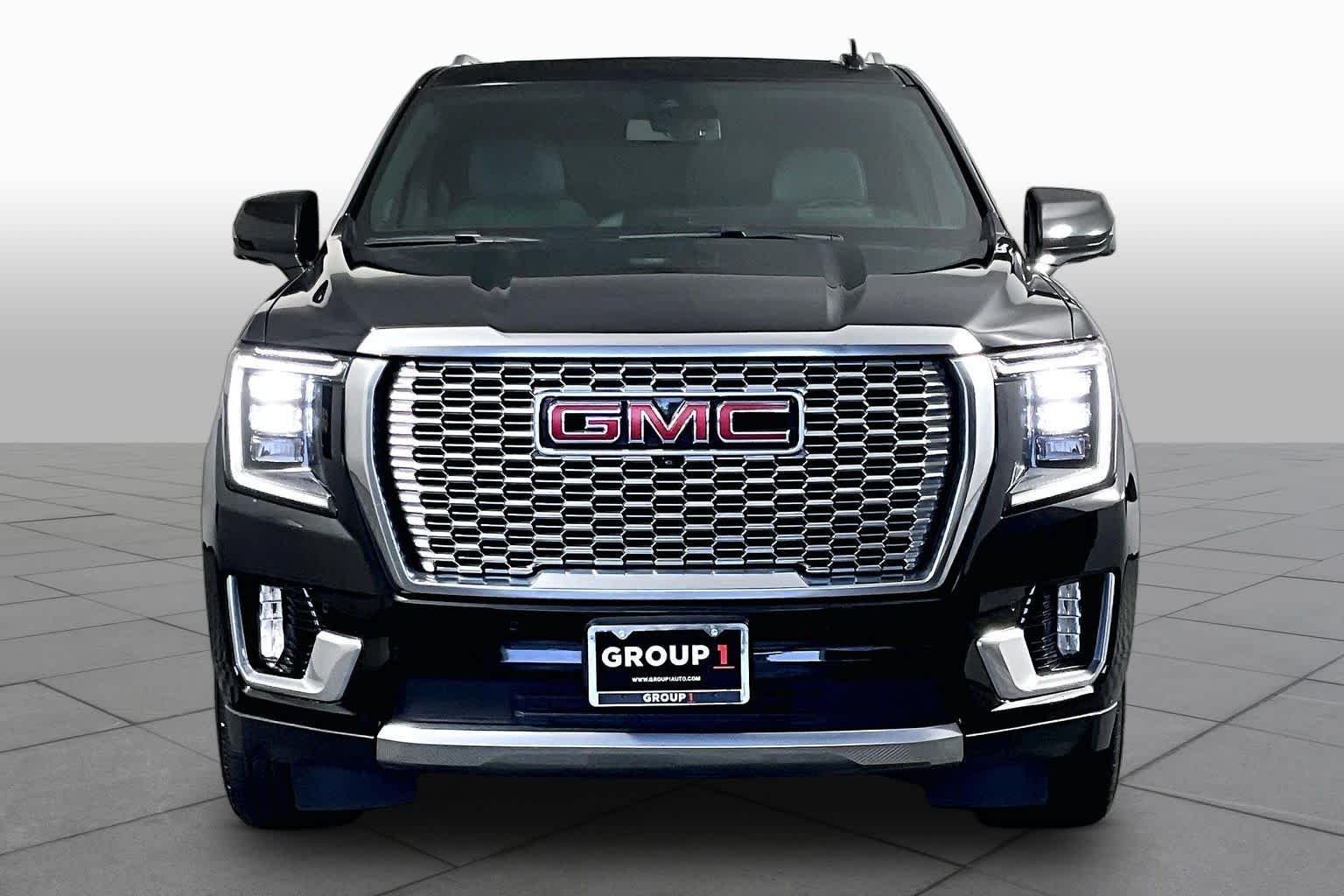 Used 2022 ONYX BLACK GMC Denali image 4