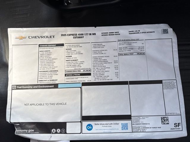 New 2025 Summit White Chevrolet 2WT image 22