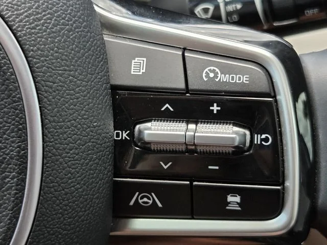 Used 2023 Blue Kia EX image 26