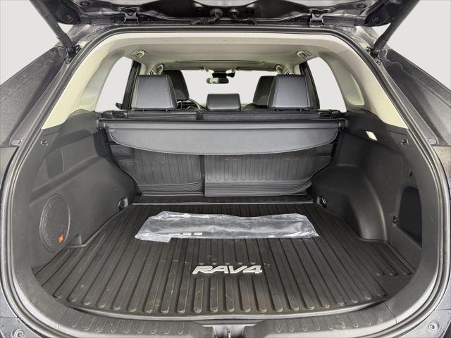 Certified Used 2025 MAGNETIC GRAY MET. Toyota  image 11