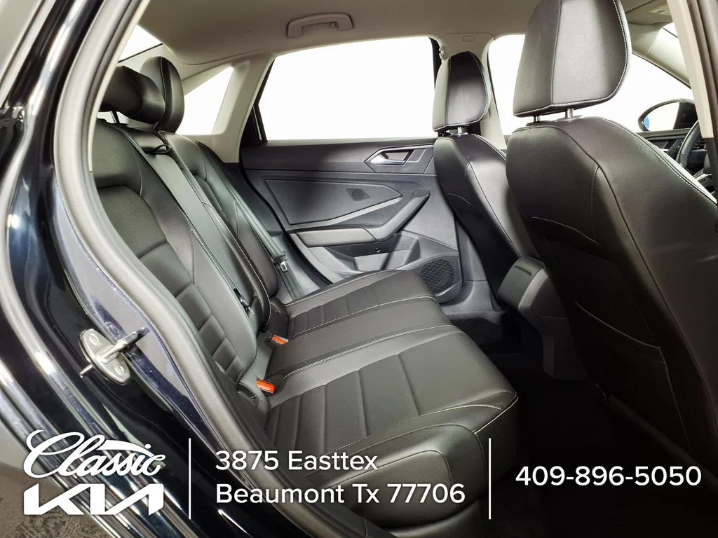 Used 2024  Volkswagen 1.5T SE image 10
