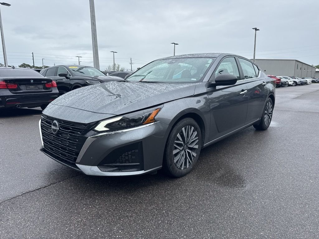 2024 Nissan Altima SV