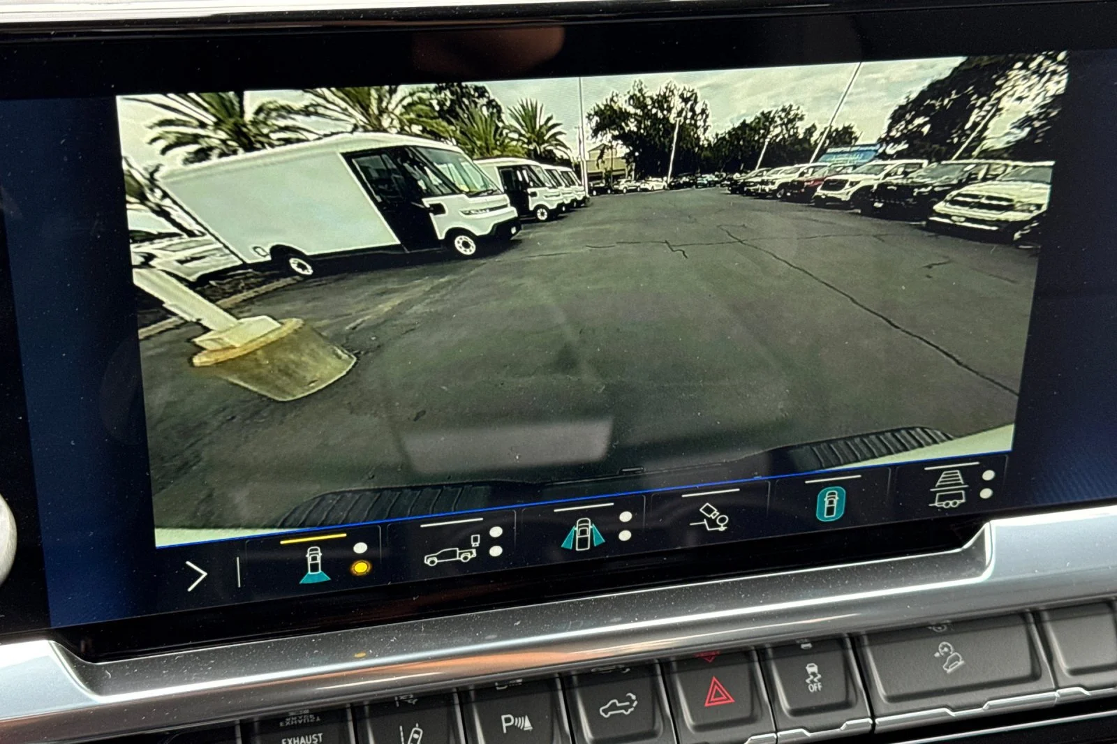 2026 Chevrolet Silverado 2500 HD LT view 17
