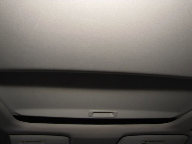 Certified Used 2024 Lunar Silver Metallic Honda EX-L image 17