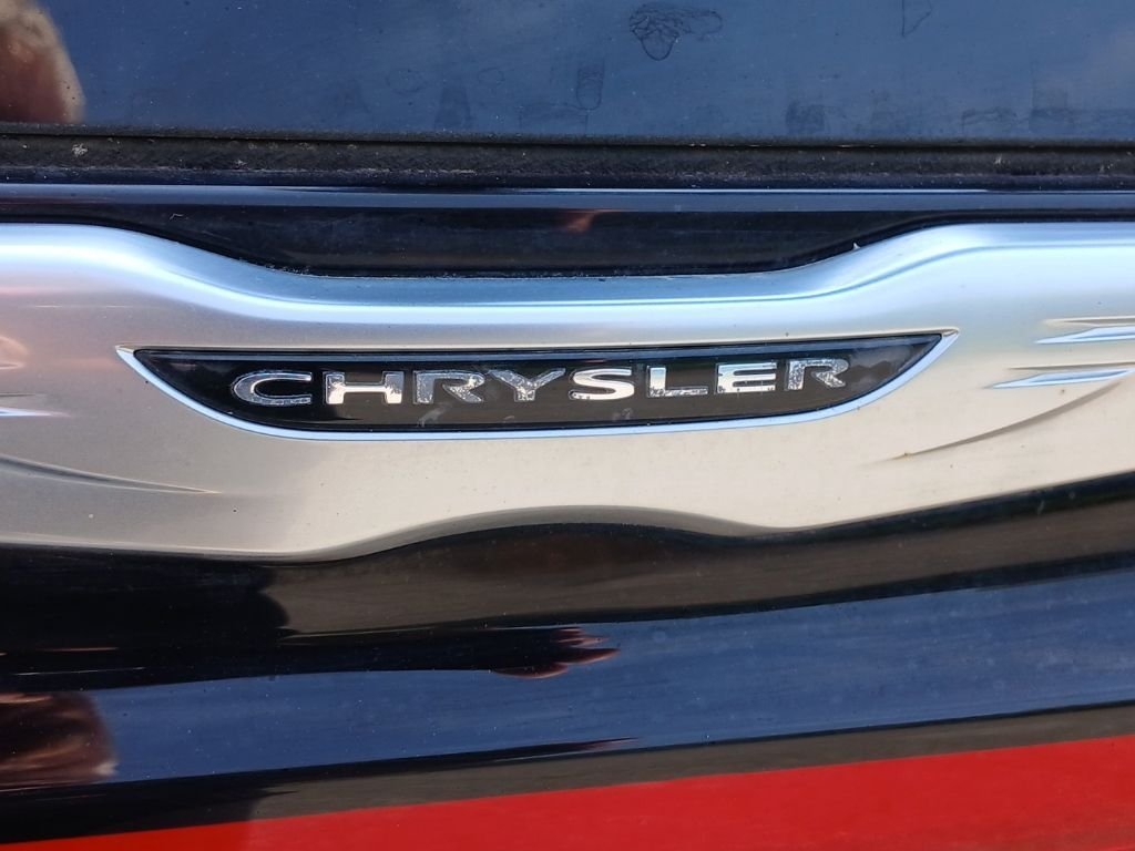 Used 2024 Silver Chrysler Touring L image 11