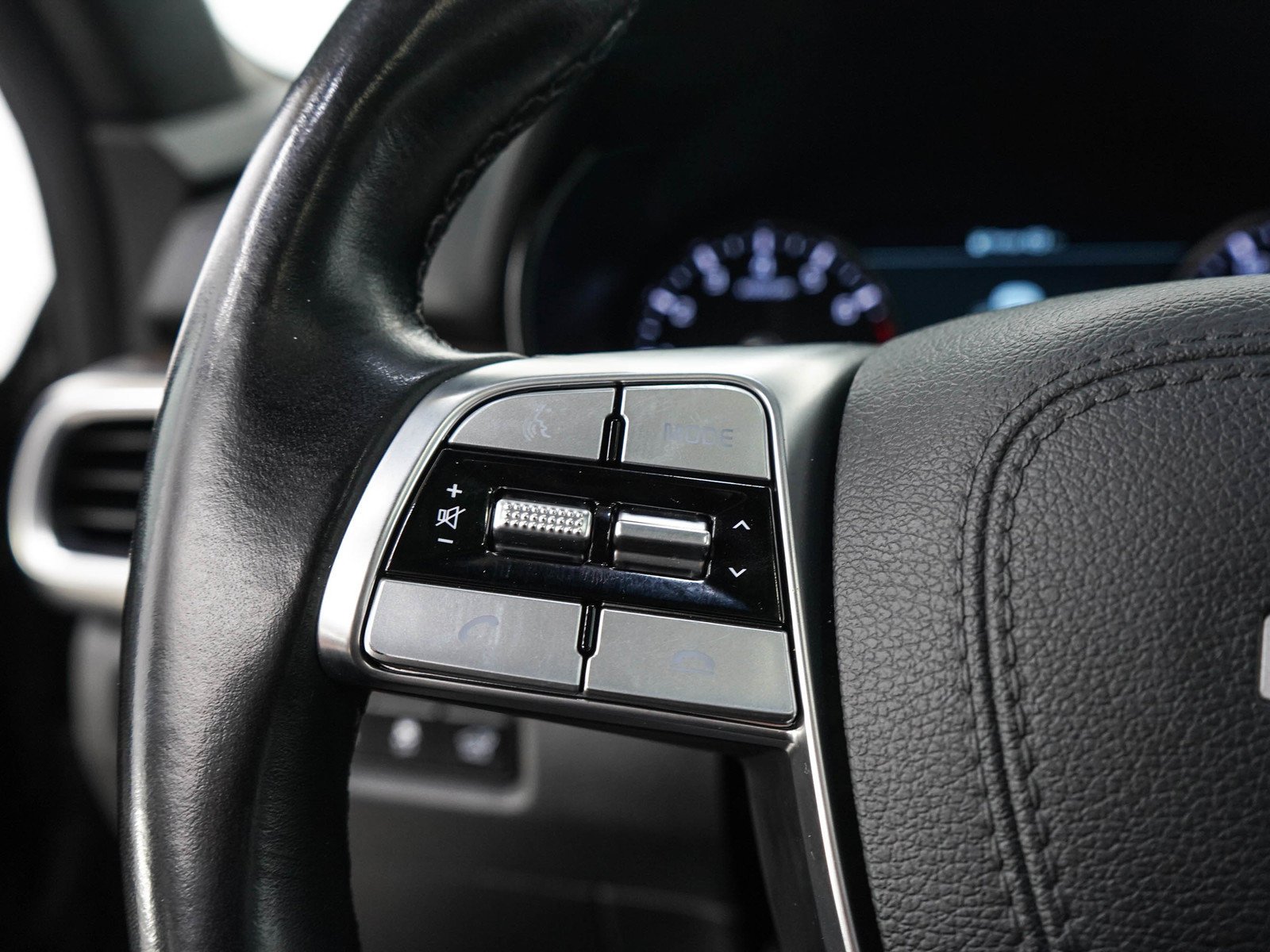 Used 2022 Black Copper Kia SX AWD image 30