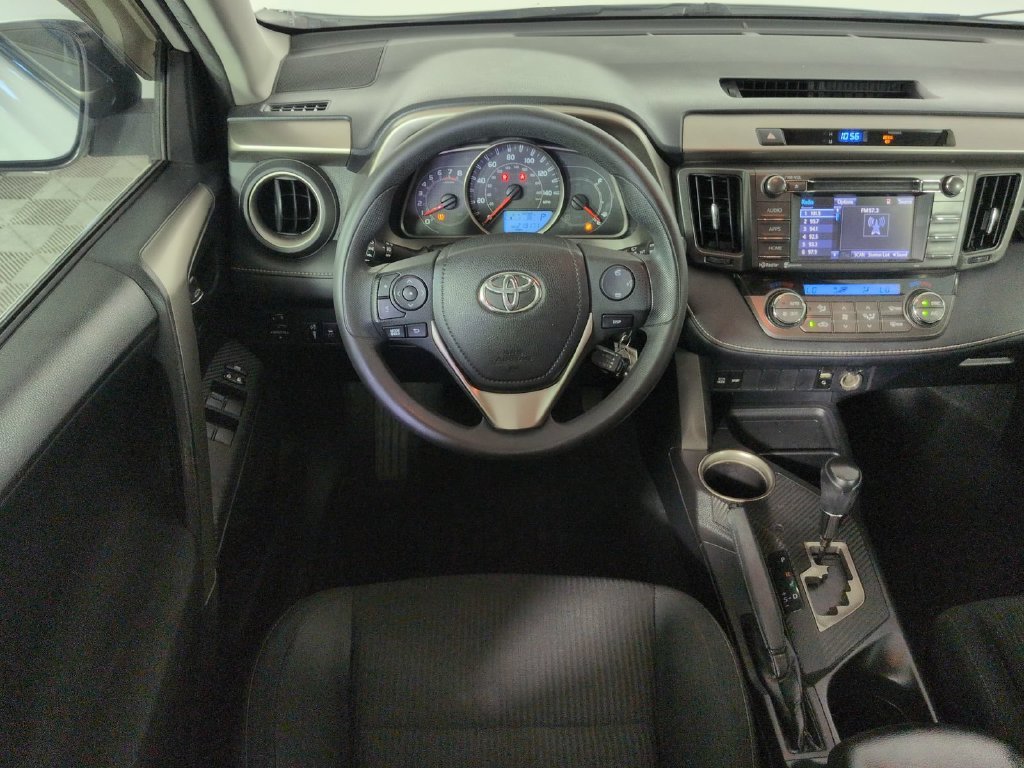 2015 Toyota RAV4 XLE - Photo 22