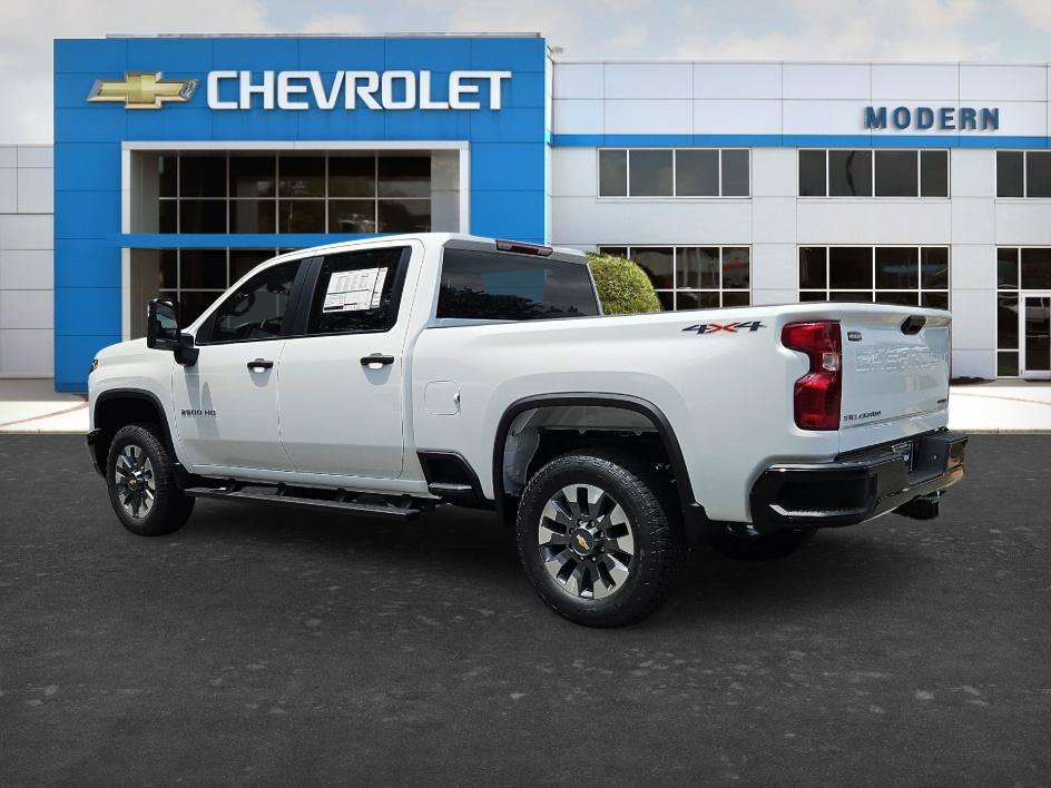 New 2026 Summit White Chevrolet Custom image 3