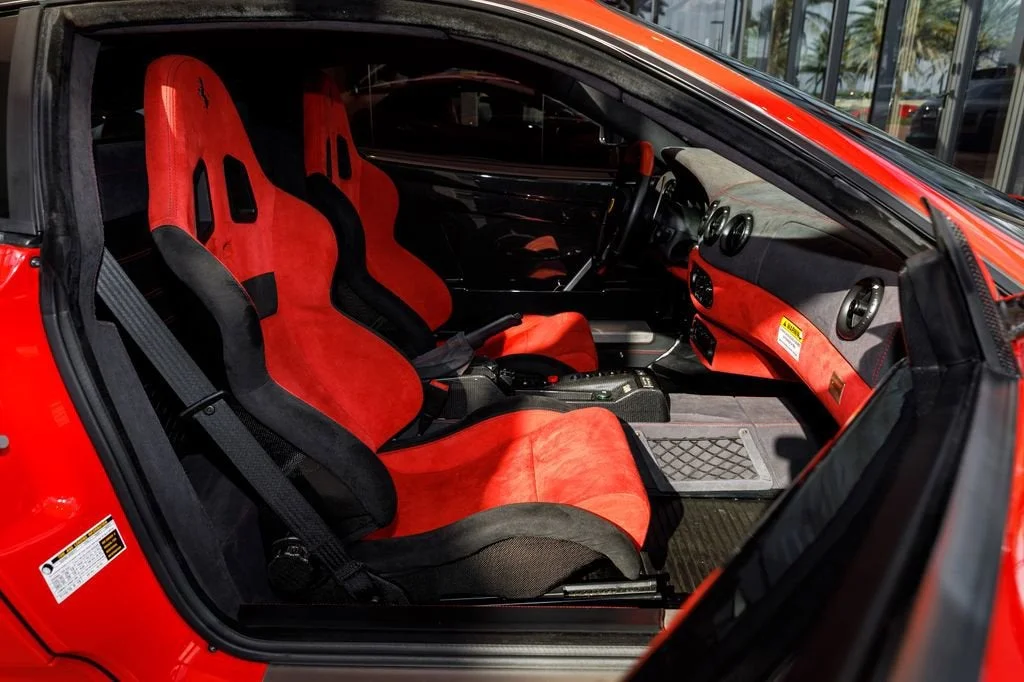 Used 2004 Rosso Scuderia Ferrari  image 12
