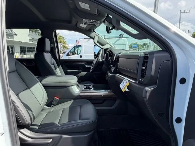 New 2026 Summit White Chevrolet LT image 8