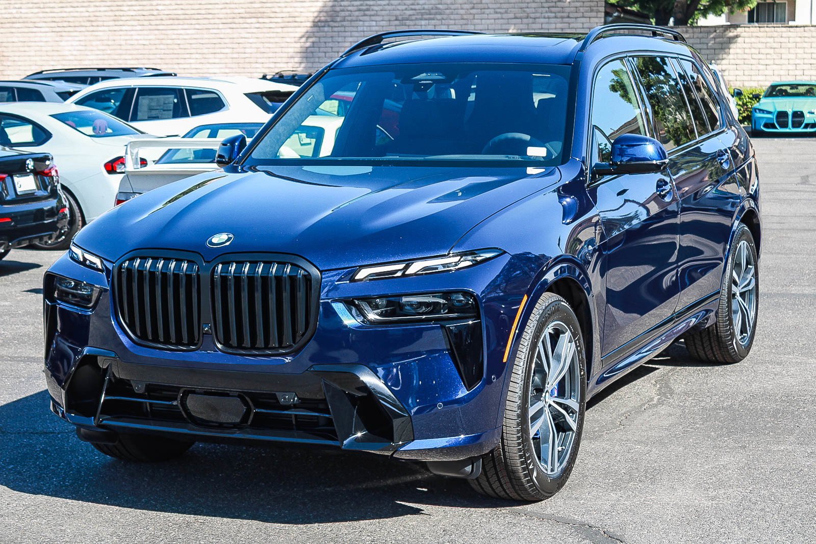 New 2027 Tanzanite Blue II Metallic BMW xDrive40i image 3