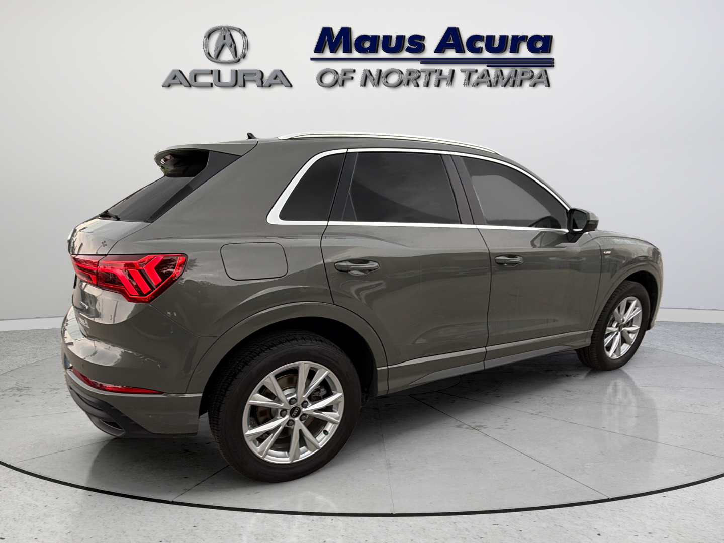 Used 2024  Audi Premium image 12