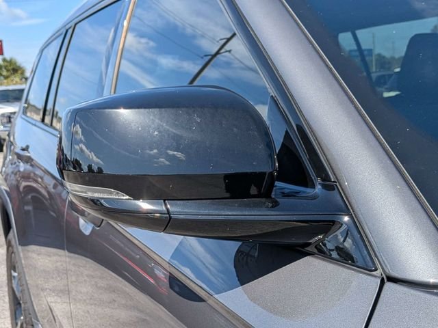 Used 2022 Gray Jeep Limited image 11