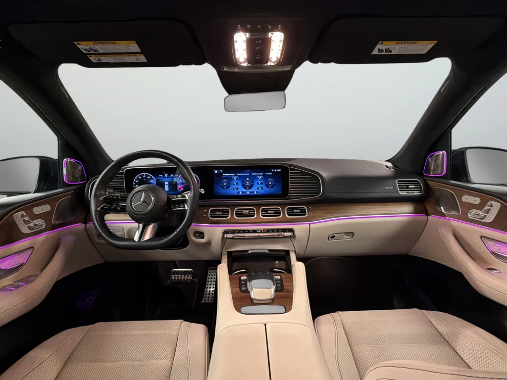 Used 2025 Black Mercedes-Benz GLS 580 image 8