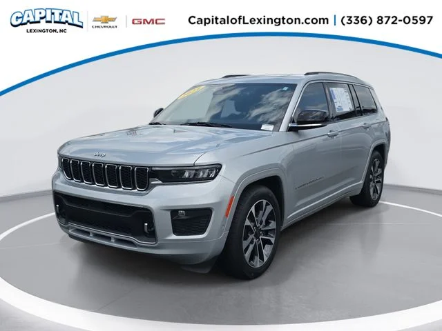 Used 2024 Silver Jeep Overland image 1