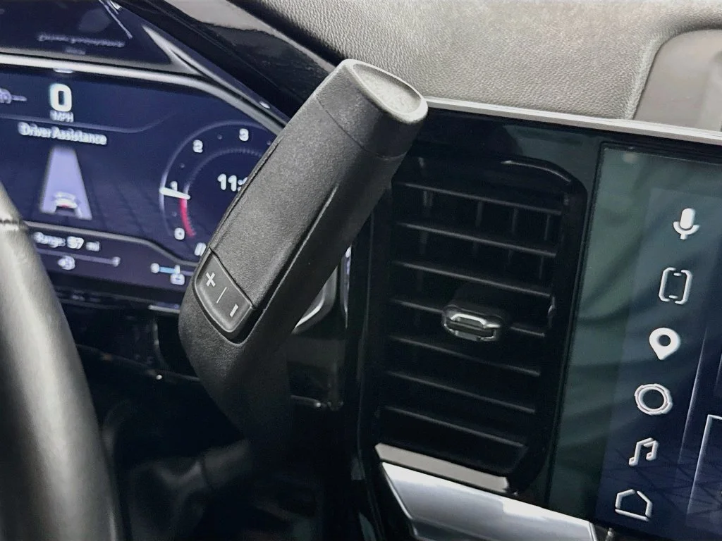 Used 2023 Black GMC SLE image 17