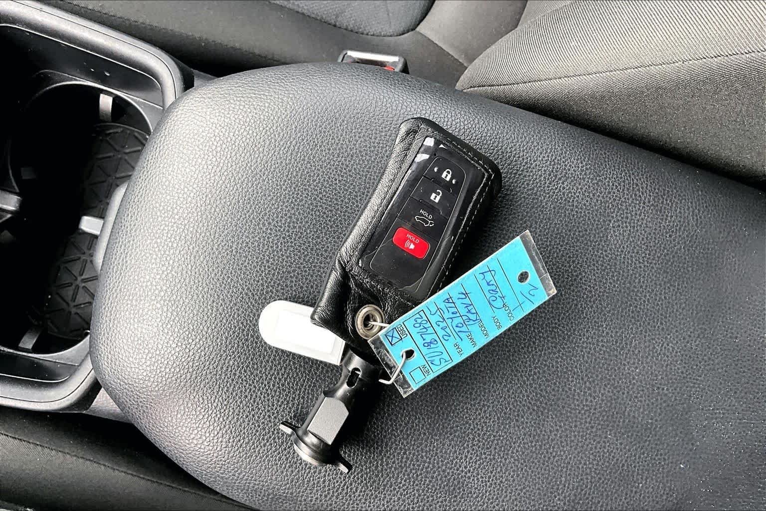 Used 2025 Magnetic Gray Metallic Toyota Hybrid XLE image 29