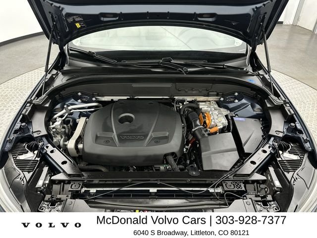 Used 2024 Blue Volvo T8 Plus Dark Theme image 26