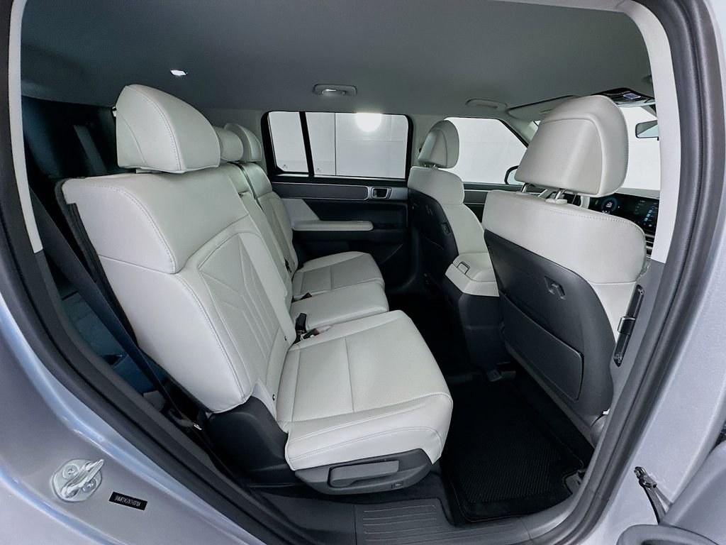 Used 2026 Silver Hyundai SEL image 26
