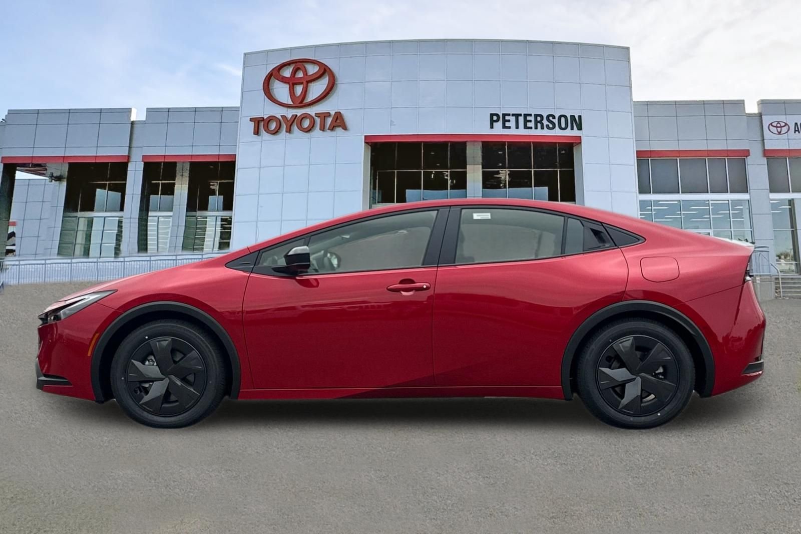 2026 Toyota Prius Plug-in Hybrid SE - Photo 7