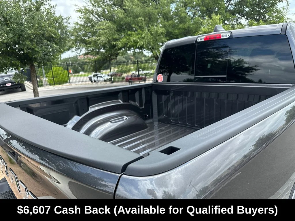 New 2026 Granite Crystal Metallic Clearcoat RAM Big Horn/Lone Star image 40