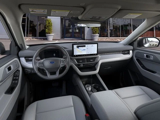 New 2026 Star White Metallic Tri-Coat Ford Active image 9