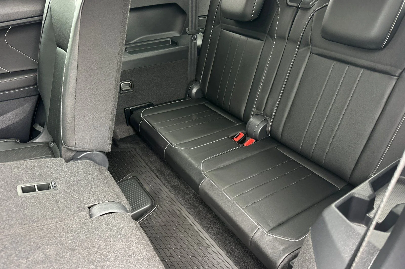 Certified Used 2023 Gray Volkswagen 2.0T SE image 15