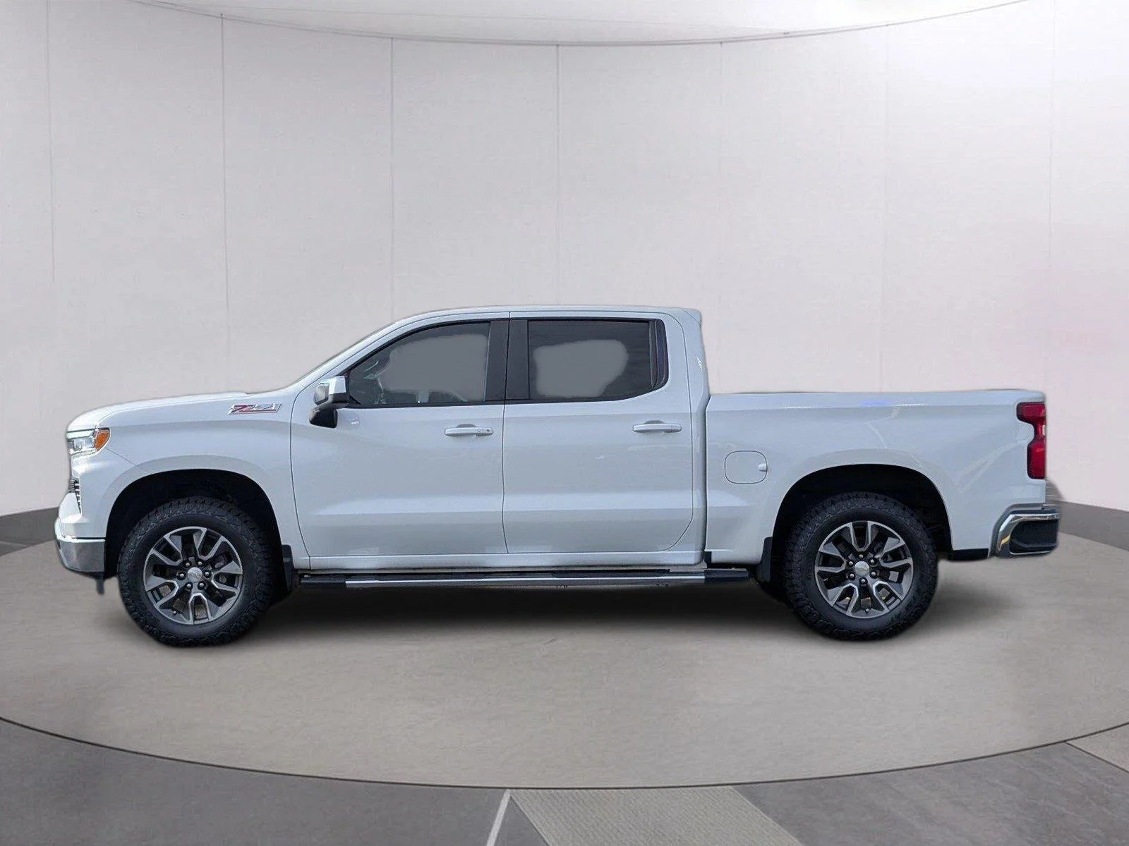 Used 2023 SUMMIT WHITE Chevrolet LT image 2