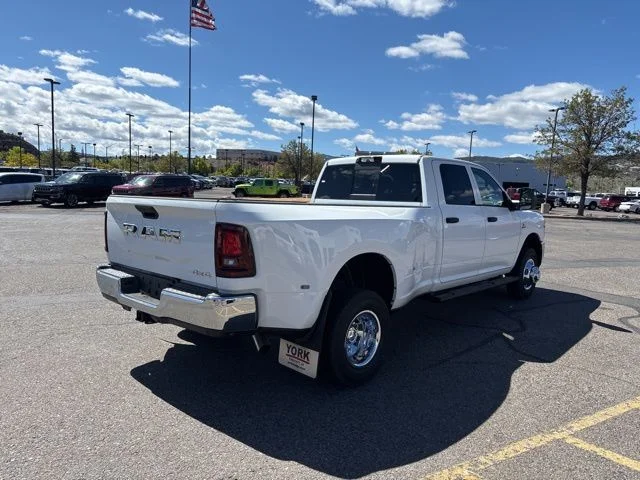 New 2026 Bright White Clear-Coat Exterior Paint RAM Tradesman image 6