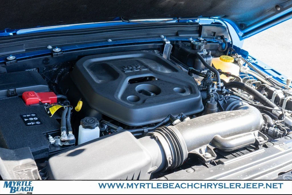 New 2026 Hydro Blue Pearl-Coat Exterior Paint Jeep Sport S image 32