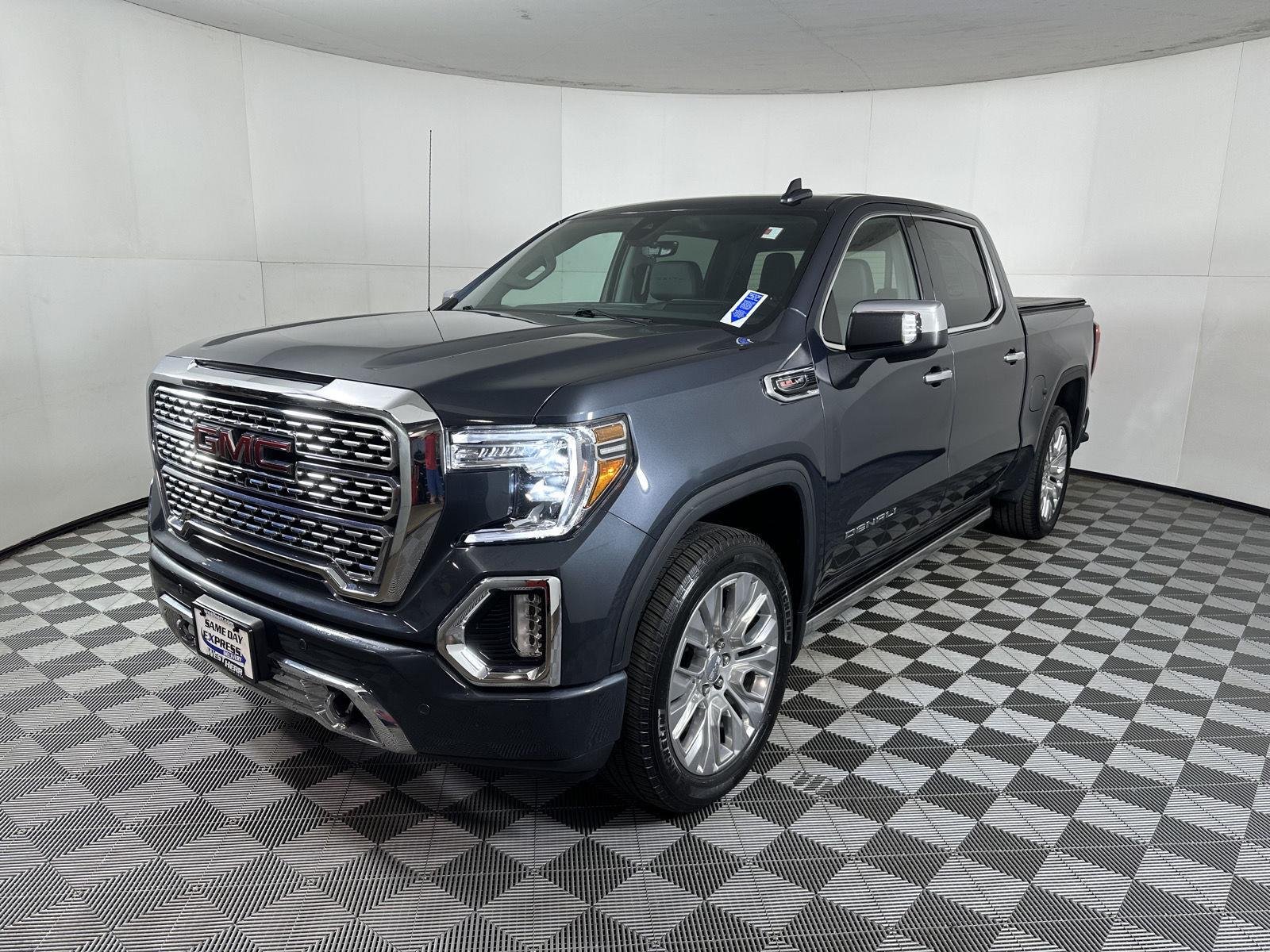 Used 2020 Dark Sky Metallic GMC Denali image 7