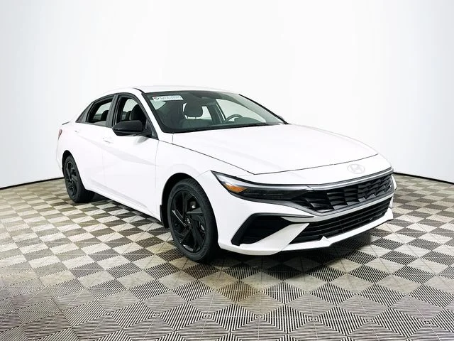 New 2026 White Hyundai SEL Sport image 1