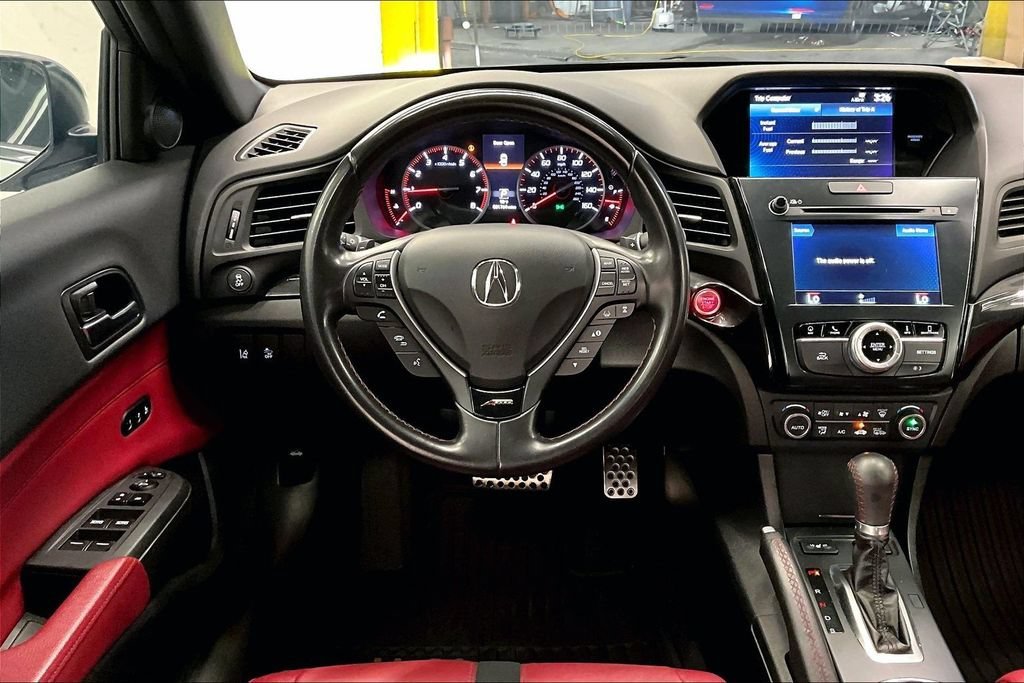 Used 2021  Acura w/Premium/A-SPEC Package image 4