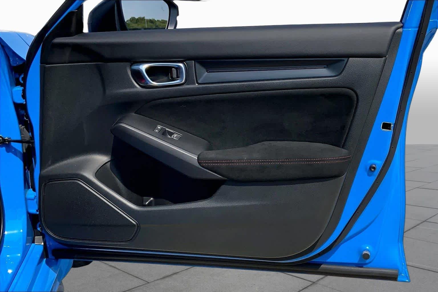 Used 2024 Boost Blue Pearl Honda  image 22