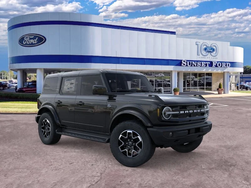 New 2026 Shadow Black Ford Outer Banks image 7