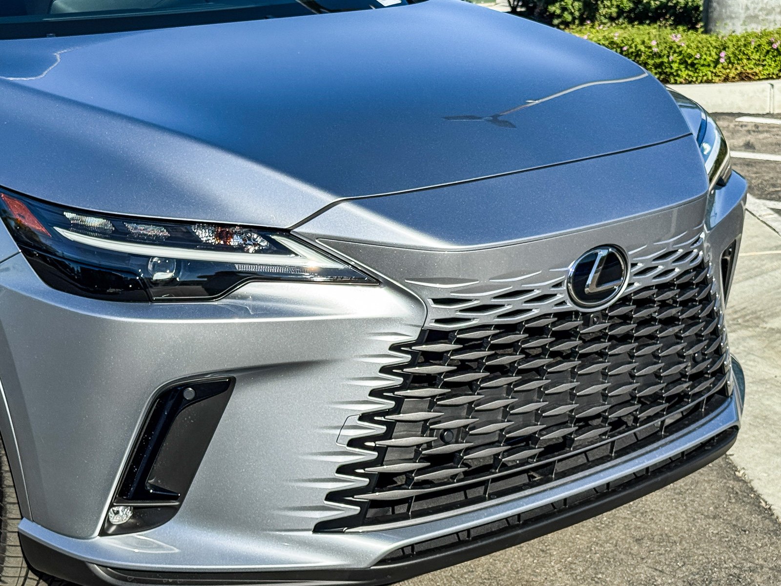 New 2026 Iridium Lexus RX 450h+ PREMIUM AWD image 11
