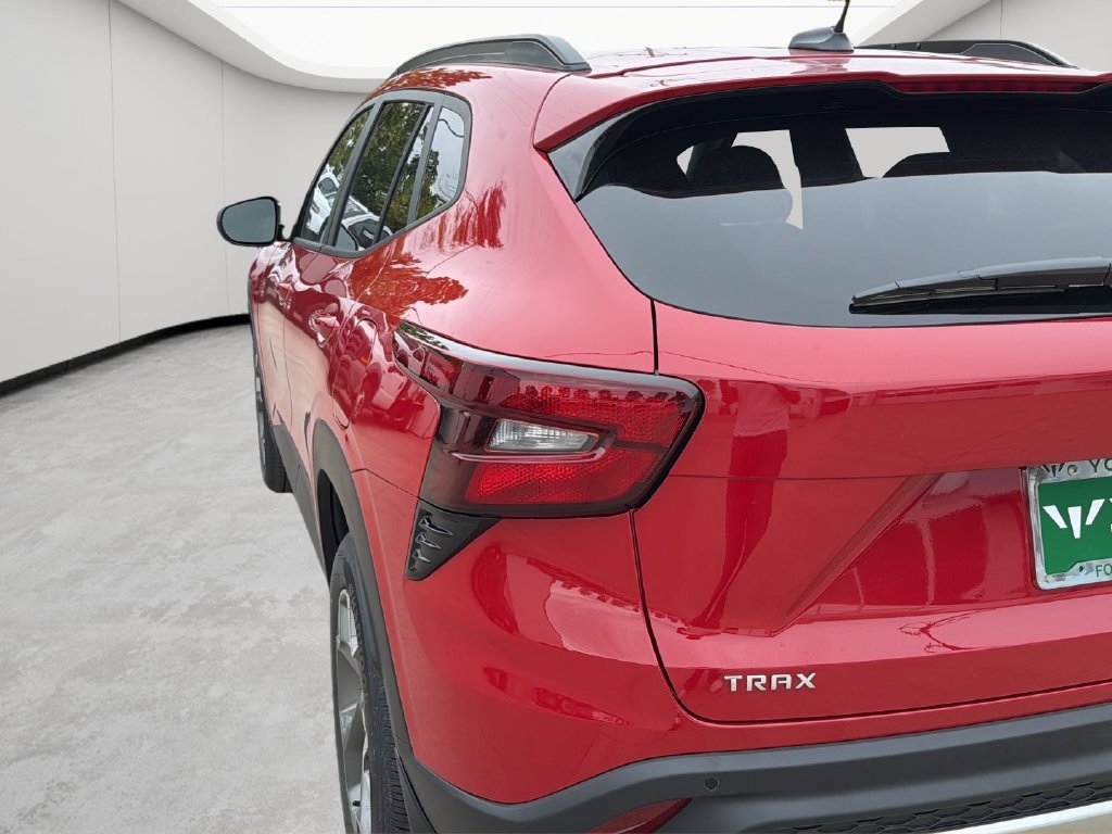 2026 Chevrolet Trax LT - Photo 47