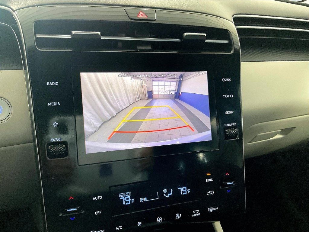 Used 2024 Silver Hyundai SEL image 19