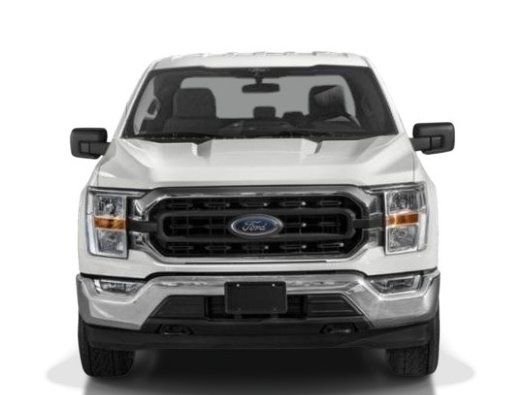 Used 2023 Silver Ford XLT image 4