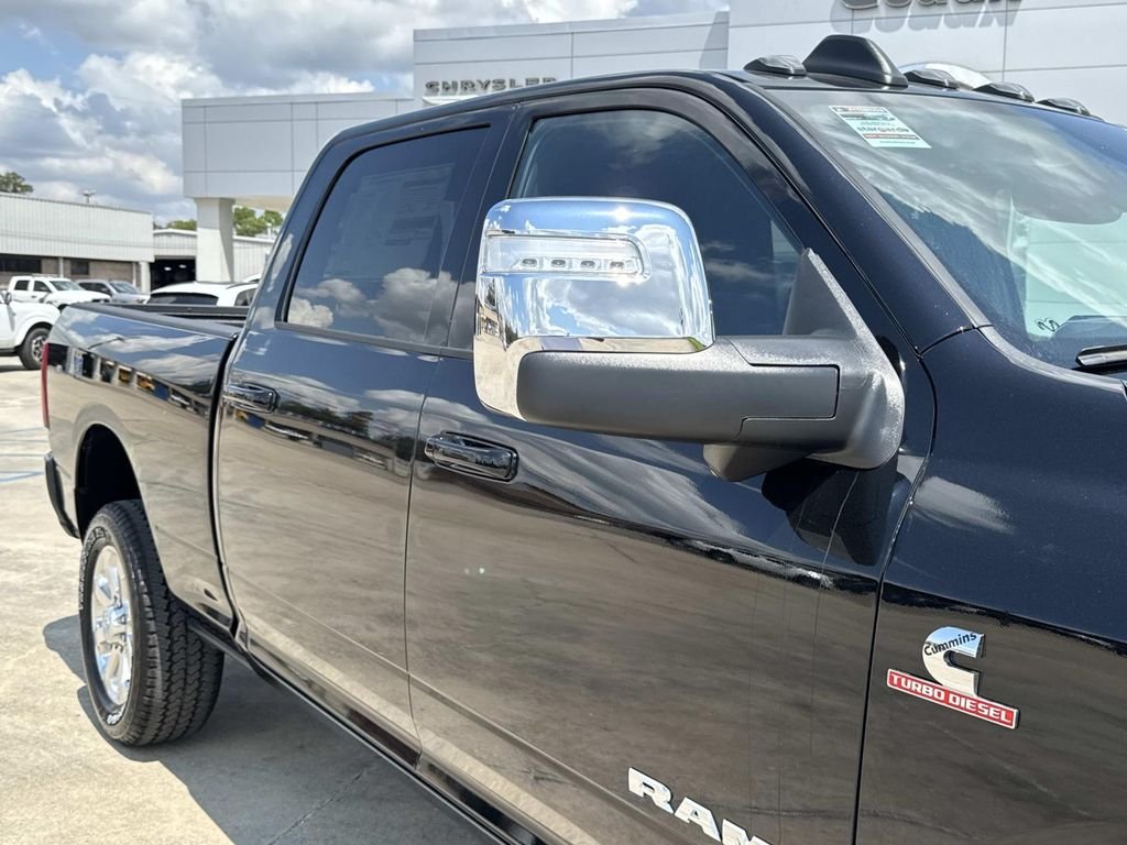 2026 RAM 2500 Laramie - Photo 17