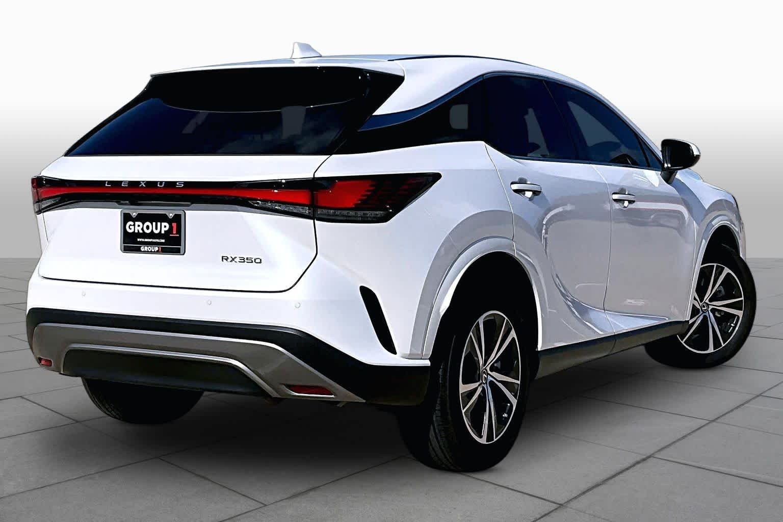Used 2025 Eminent White Pearl Lexus  image 13