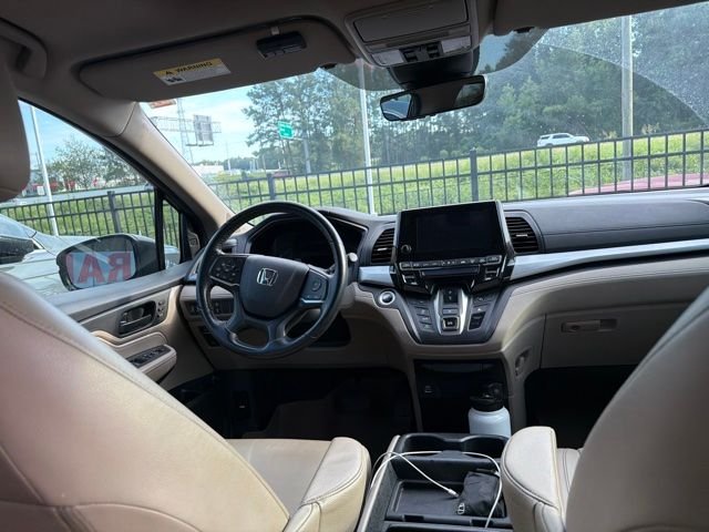 Used 2021 Red Honda EX-L image 22