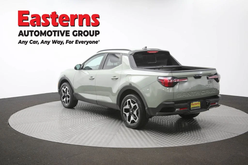 Used 2022 Green Hyundai Limited image 58