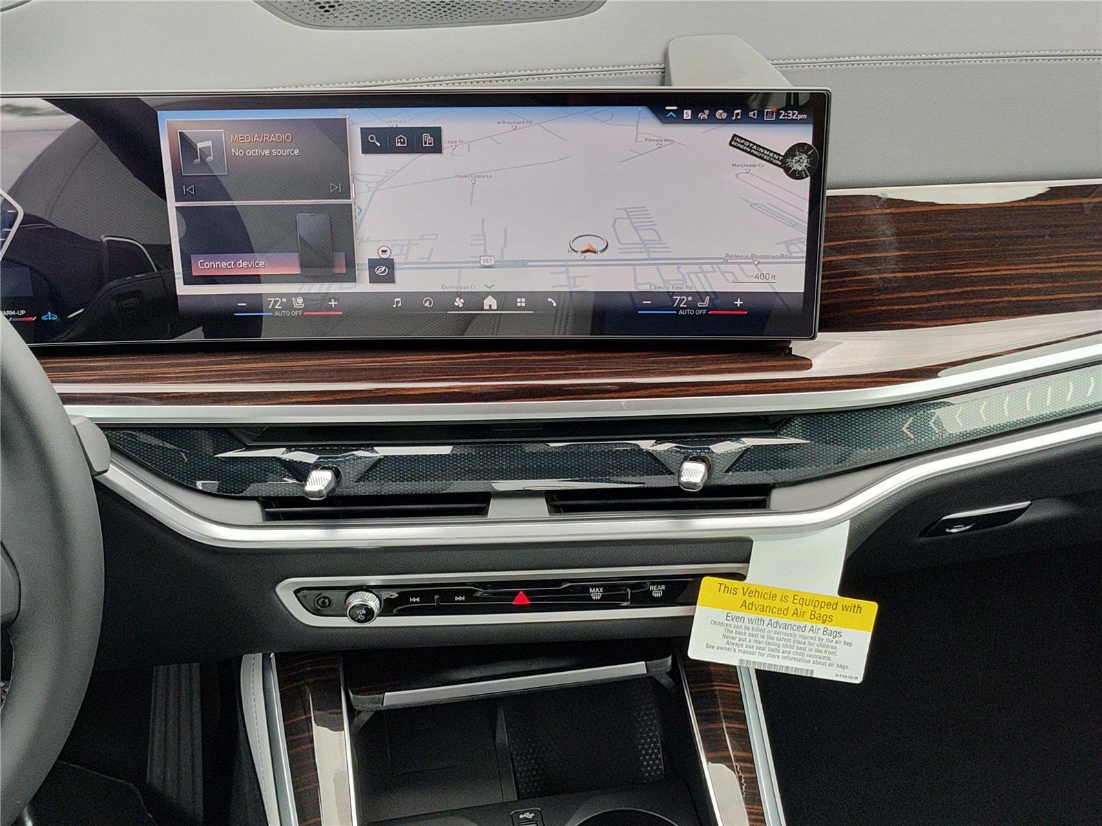 New 2026 Alpine White BMW sDrive40i image 9