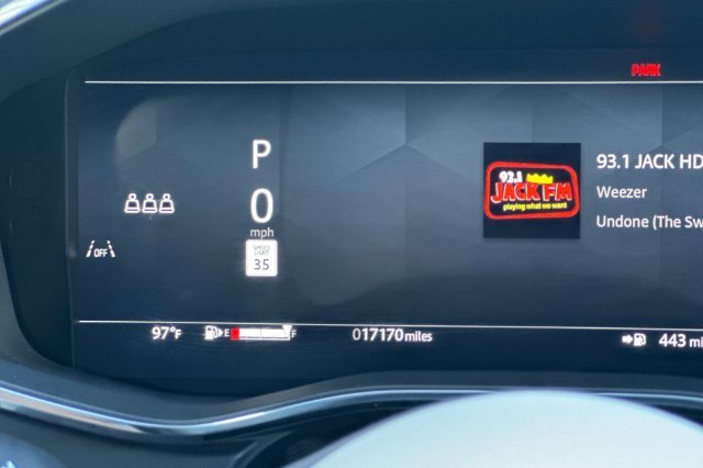 Used 2025 Blue Jaguar P250 R-Dynamic S image 27