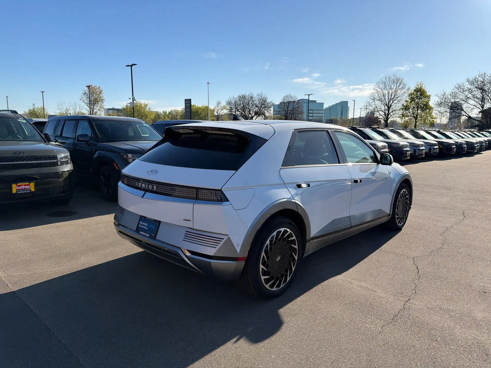 Certified 2024 Hyundai IONIQ 5 Limited with VIN KM8KRDDF1RU267332 for sale in Bloomington, Minnesota