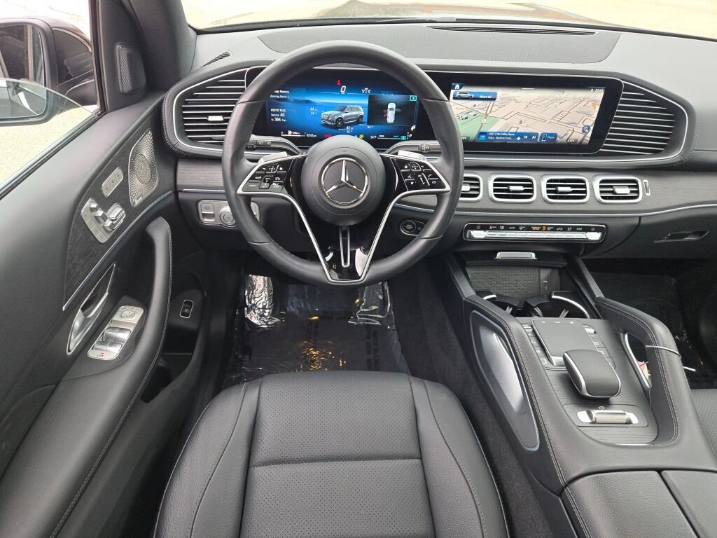 Used 2025  Mercedes-Benz GLS 450 image 20